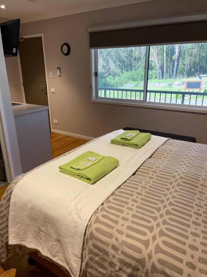 Motel Sinclairs Country Retreat Conjola Esterno foto